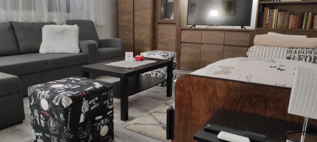 Tp Apartman 1 Križevci Eksteriør billede