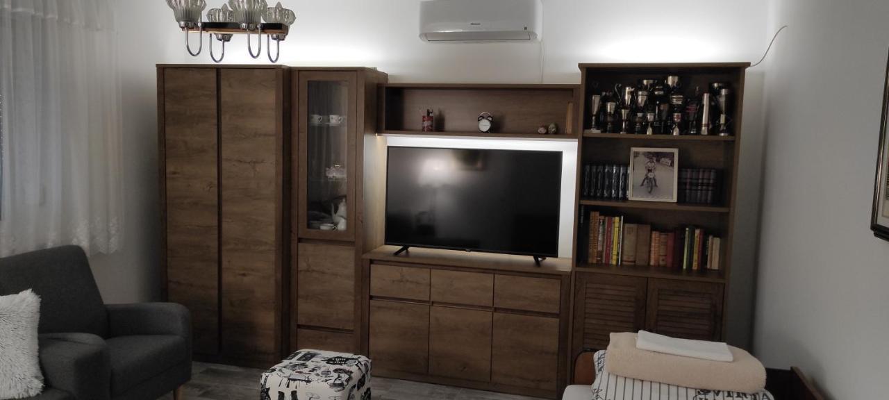 Tp Apartman 1 Križevci Eksteriør billede
