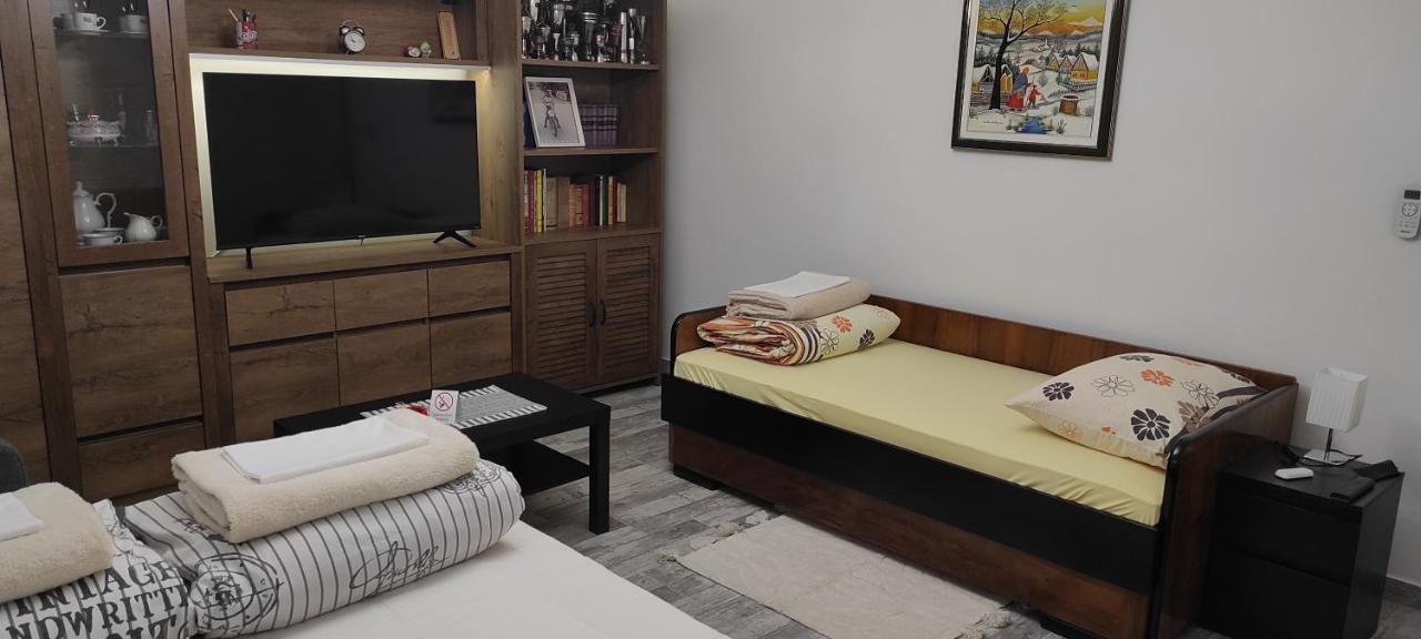 Tp Apartman 1 Križevci Eksteriør billede